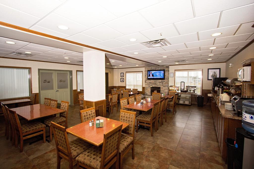 Service Plus Inns&Suites Drayton Valley Extérieur photo