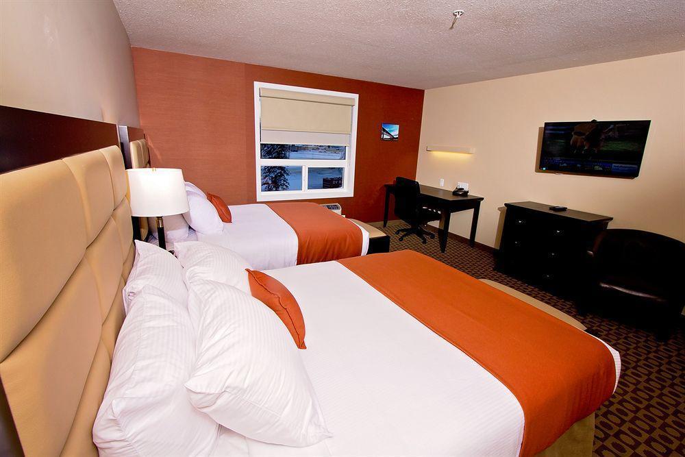 Service Plus Inns&Suites Drayton Valley Extérieur photo