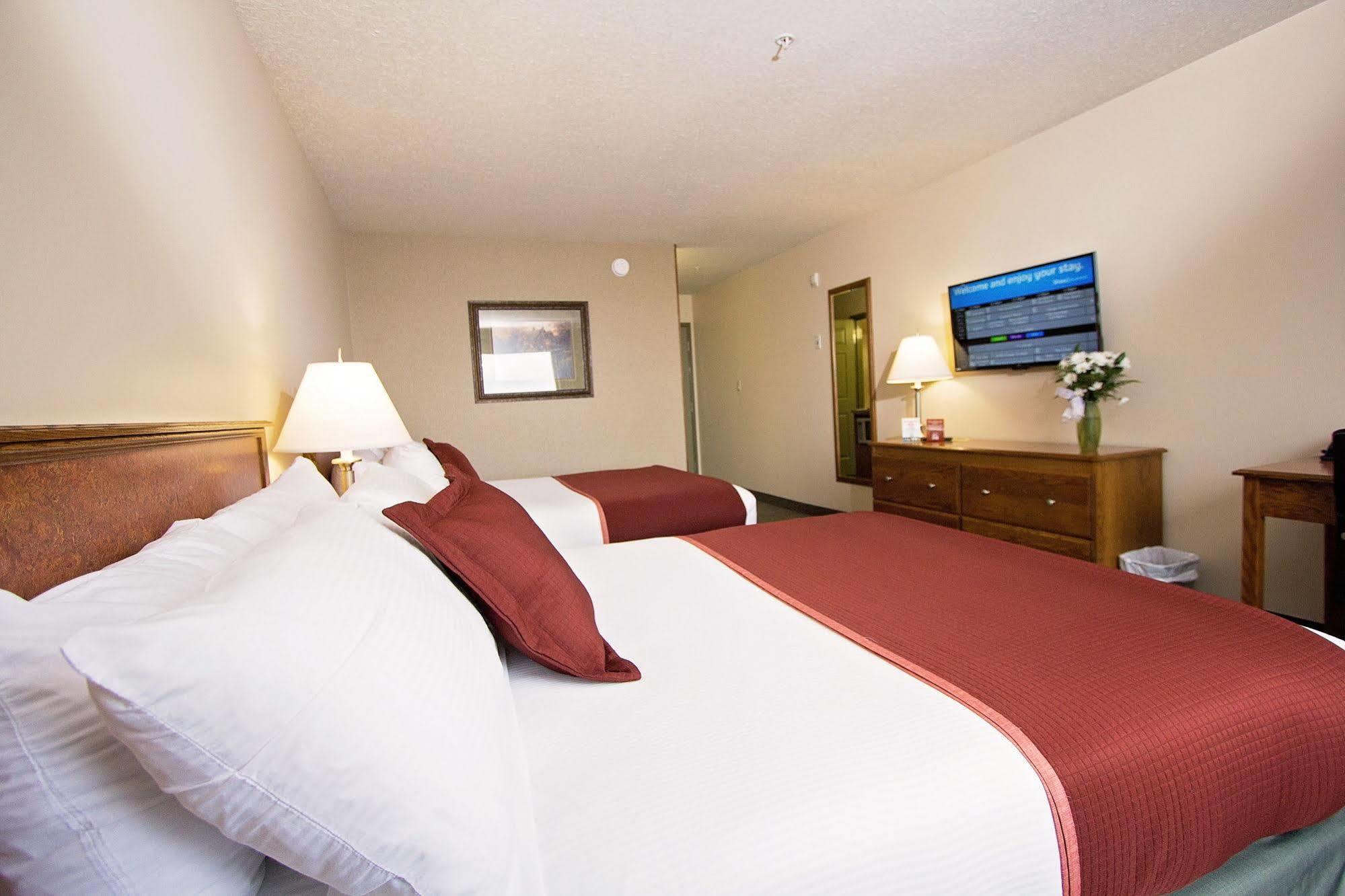 Service Plus Inns&Suites Drayton Valley Extérieur photo