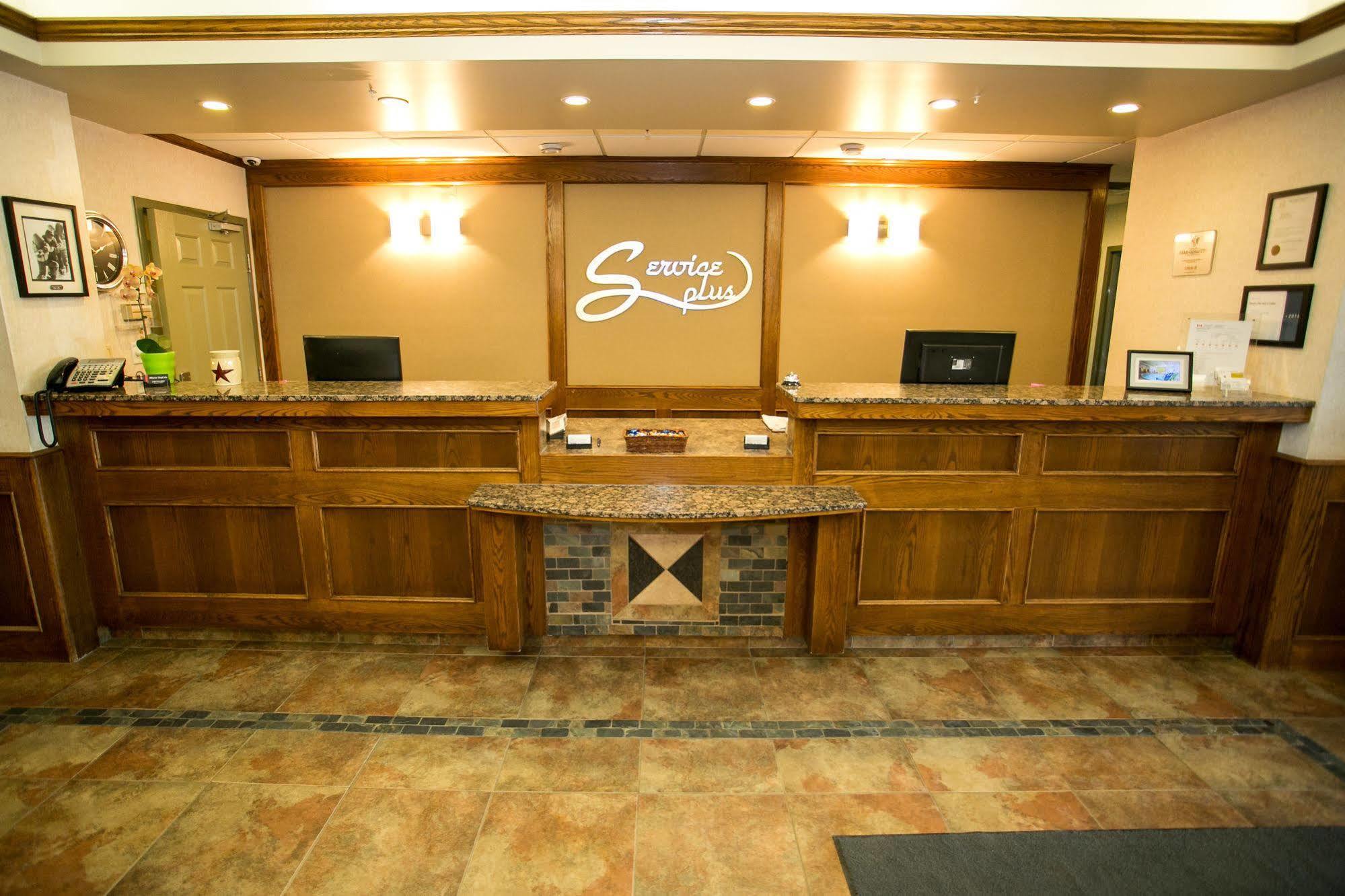 Service Plus Inns&Suites Drayton Valley Extérieur photo