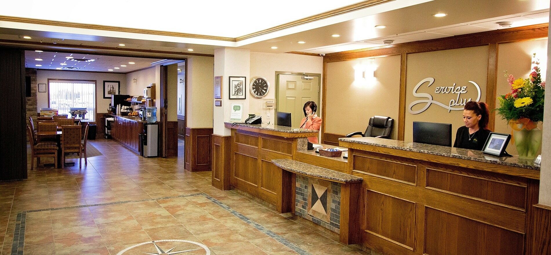 Service Plus Inns&Suites Drayton Valley Extérieur photo